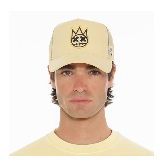 CULT CLEAN LOGO MESH BACK TRUCKER HAT