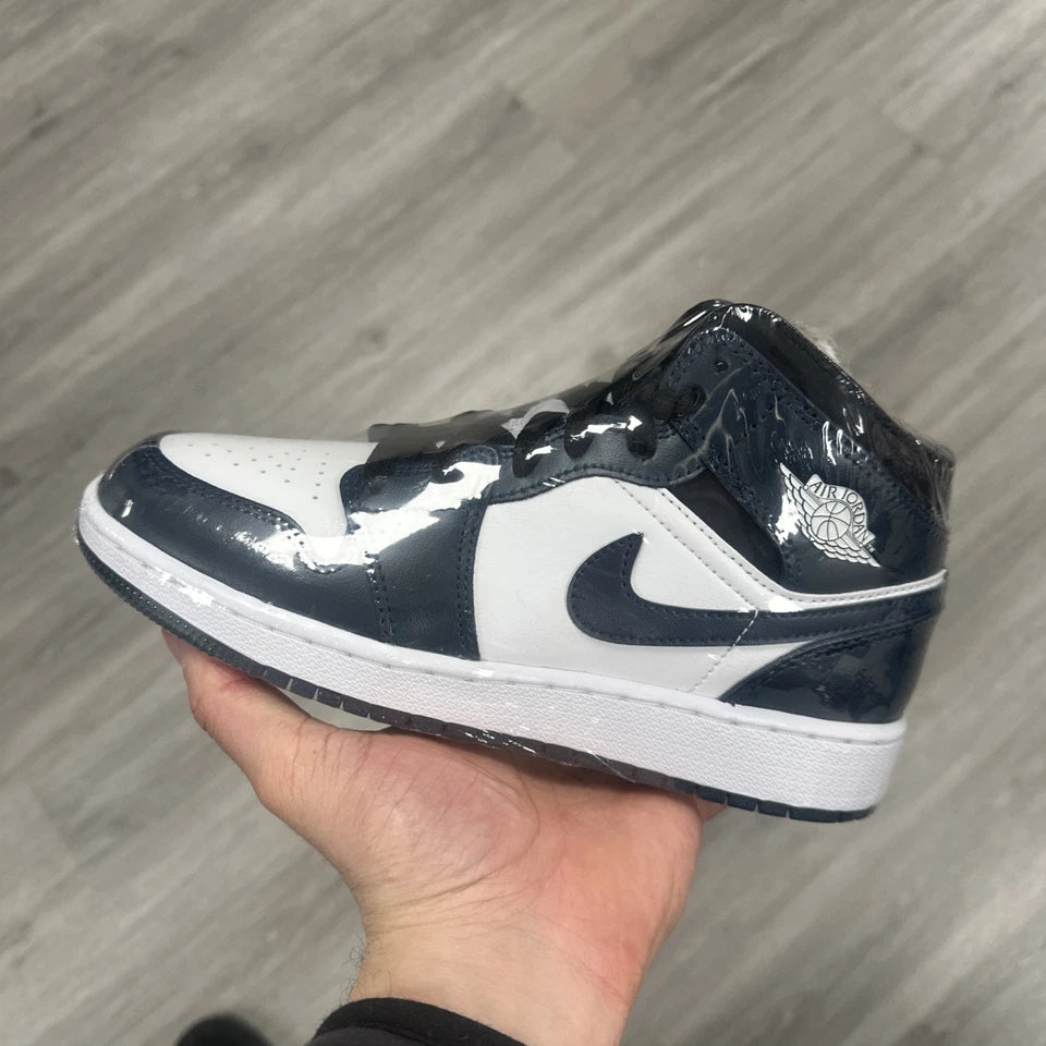 Jordan 1 Mid Armory Navy