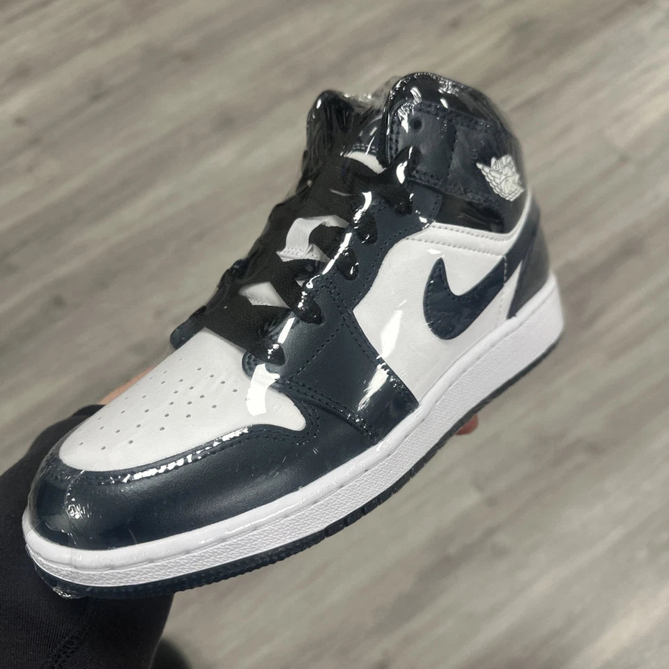 Jordan 1 Mid Armory Navy