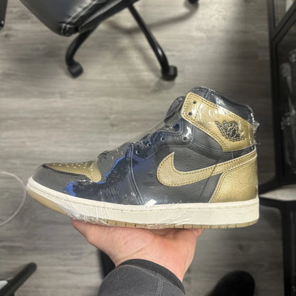 Air Jordan 1 High OG Black Metallic Gold