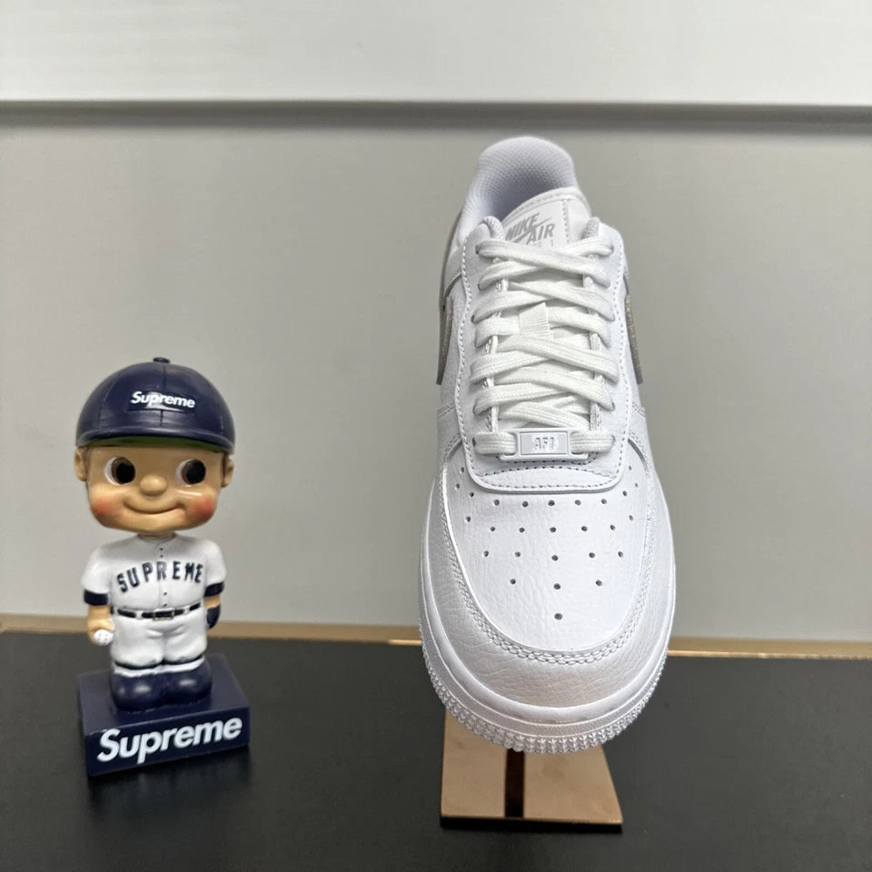 Nike Air Force 1 Low Glitter Swoosh