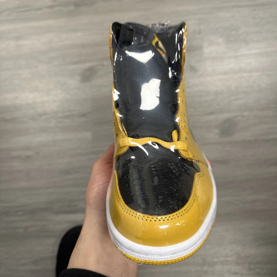 NEW Nike Air Jordan 1 Retro OG High Pollen Style 555088-701