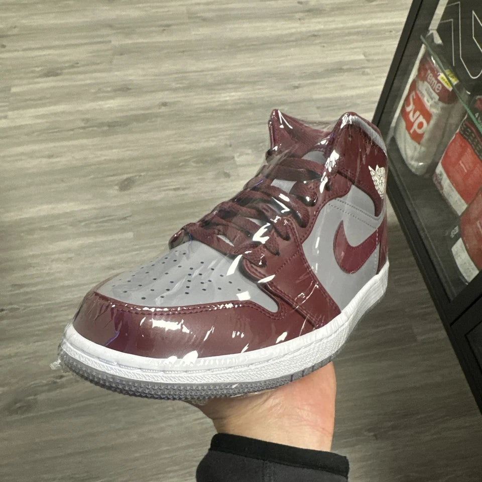 Air Jordan Air Jordan 1 Mid 'Cherrywood Red'