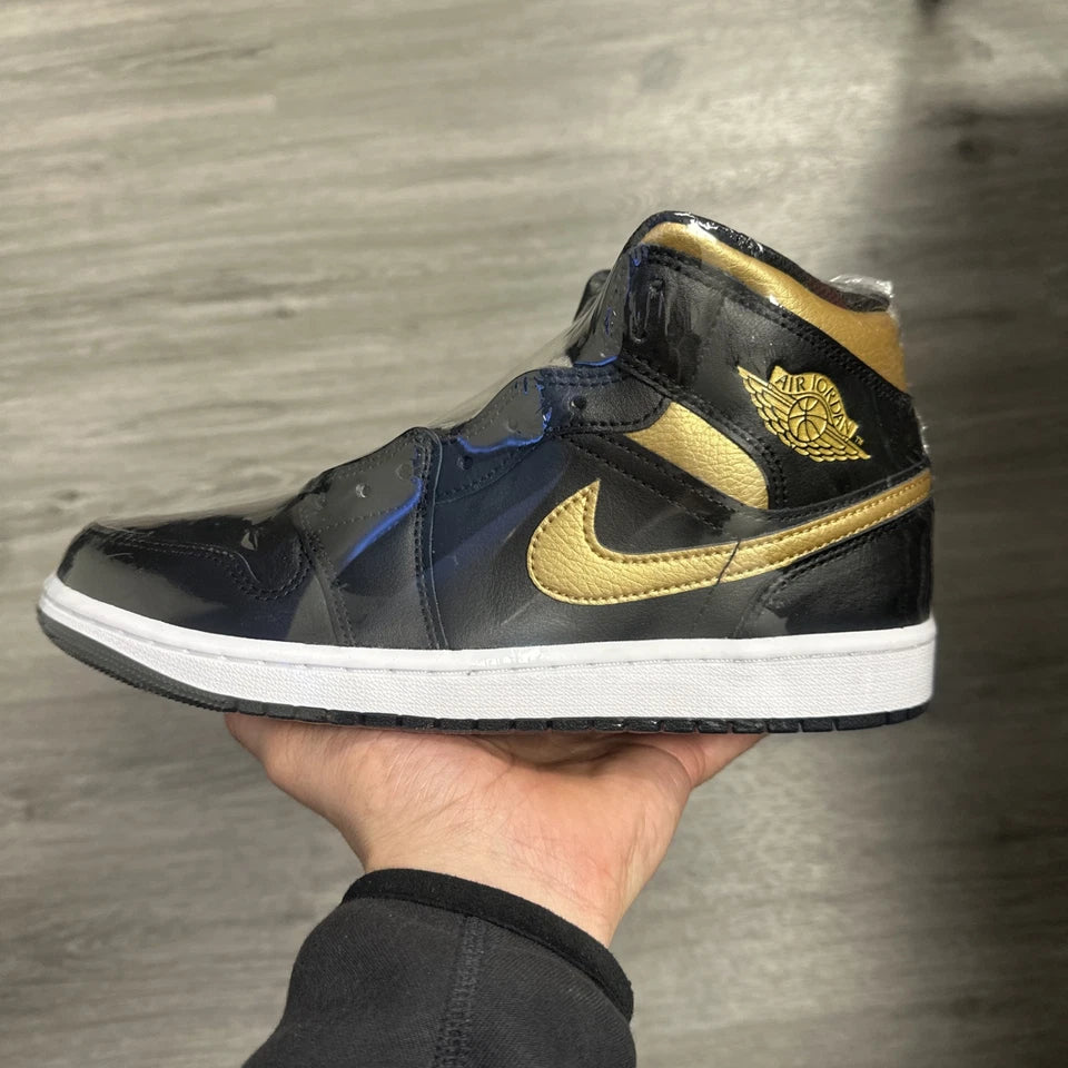MAir Jordan 1 Mid Shoes Black Metallic Gold White