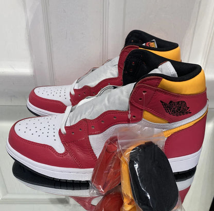 Nike Air Jordan 1 Retro High OG Light Fusion Red